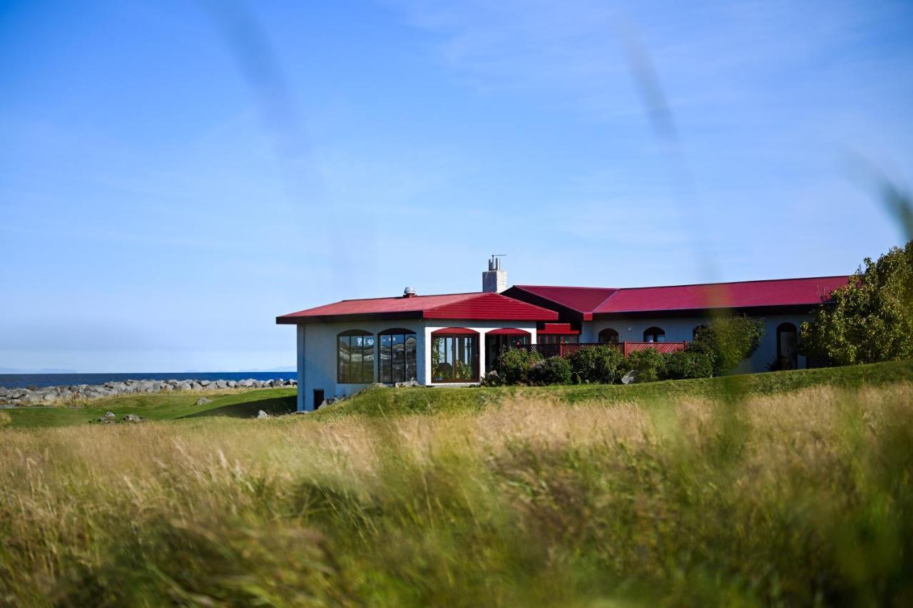 Alka - Cozy Room By The Sea With Private Hot Tub Njarthvik Dış mekan fotoğraf